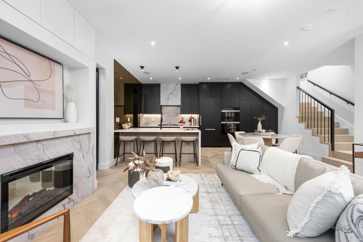 Photo 9 at 1 - 240 E 37th Avenue, Main, Vancouver East