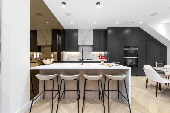 Photo 15 at 1 - 240 E 37th Avenue, Main, Vancouver East