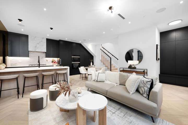 Photo 11 at 1 - 240 E 37th Avenue, Main, Vancouver East