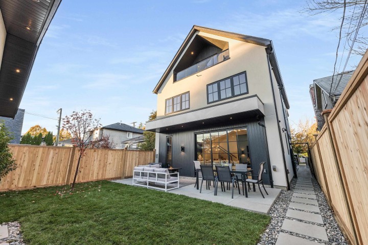 Photo 32 at 2 - 240 E 37th Avenue, Main, Vancouver East