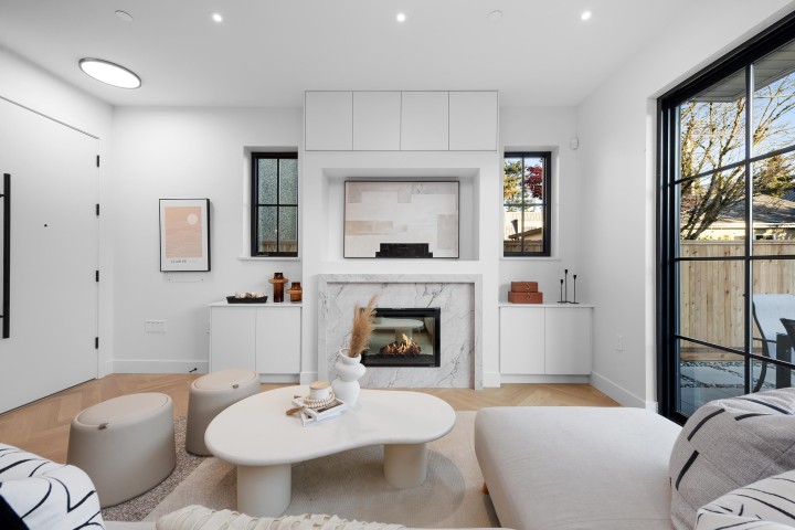 Photo 5 at 2 - 240 E 37th Avenue, Main, Vancouver East