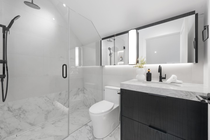 Photo 30 at 2 - 240 E 37th Avenue, Main, Vancouver East