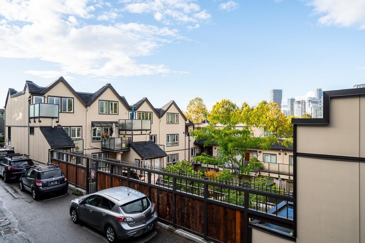 Photo 18 at 2 - 973 W 7th Avenue, Fairview VW, Vancouver West