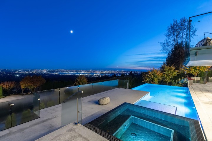 Photo 3 at 1027 Millstream Road, British Properties, West Vancouver