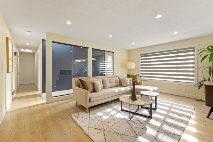 Photo 5 at 2518 Swinburne Avenue, Blueridge NV, North Vancouver