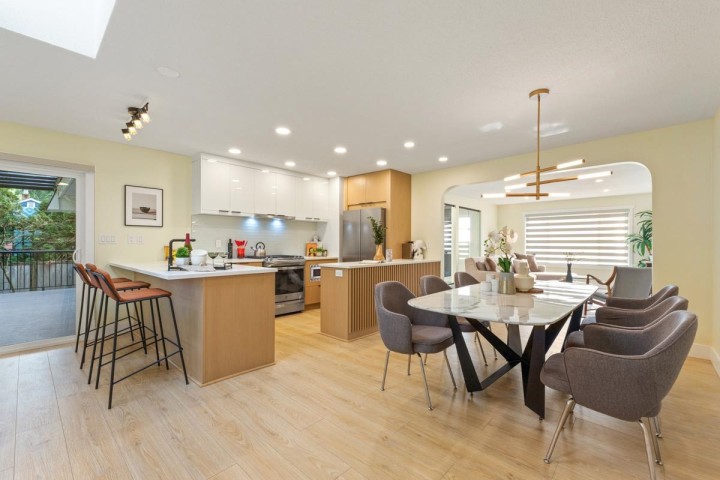 Photo 8 at 2518 Swinburne Avenue, Blueridge NV, North Vancouver