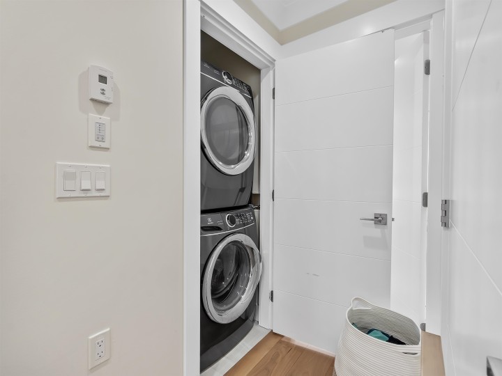 Photo 26 at 2699 E 7th Avenue, Renfrew VE, Vancouver East