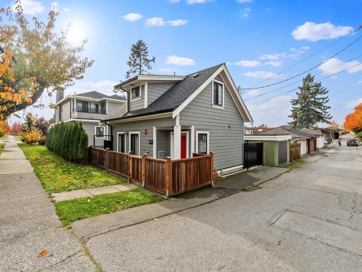 Photo 32 at 2699 E 7th Avenue, Renfrew VE, Vancouver East