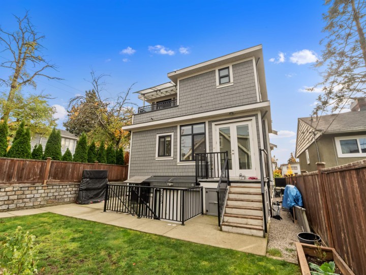 Photo 29 at 2699 E 7th Avenue, Renfrew VE, Vancouver East