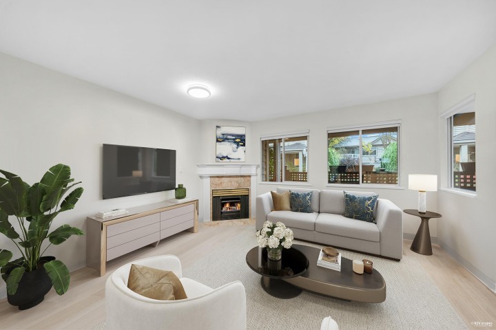 Photo 1 at 8 - 815 Tobruck Avenue, Mosquito Creek, North Vancouver