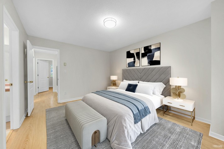 Photo 9 at 8 - 815 Tobruck Avenue, Mosquito Creek, North Vancouver