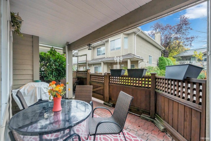 Photo 15 at 8 - 815 Tobruck Avenue, Mosquito Creek, North Vancouver