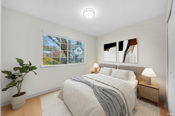 Photo 11 at 8 - 815 Tobruck Avenue, Mosquito Creek, North Vancouver