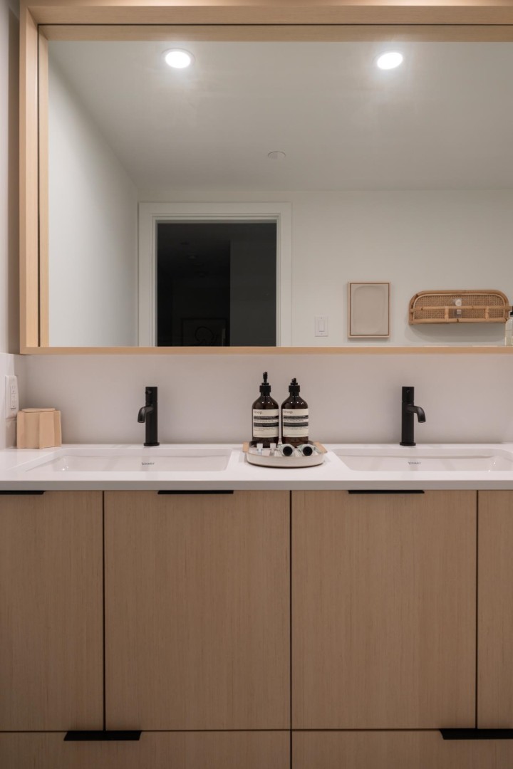 Photo 18 at 216 - 2045 Heritage Park Lane, Seymour NV, North Vancouver