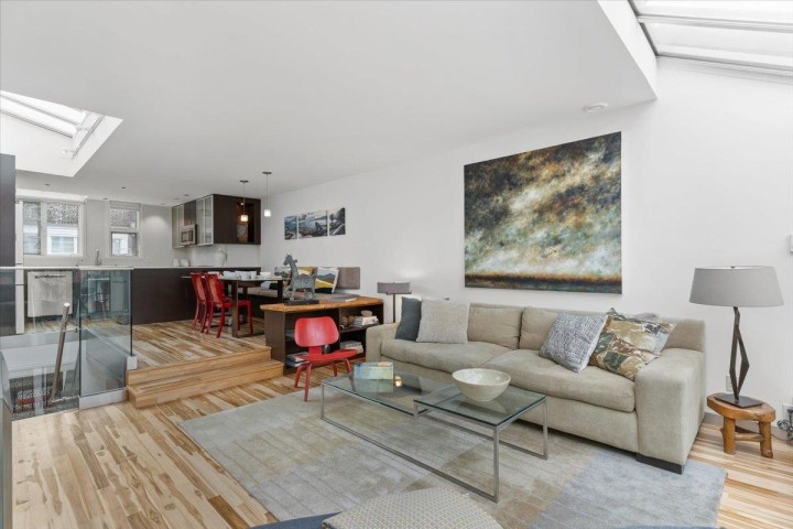 Photo 6 at 834 W 7th Avenue, Fairview VW, Vancouver West