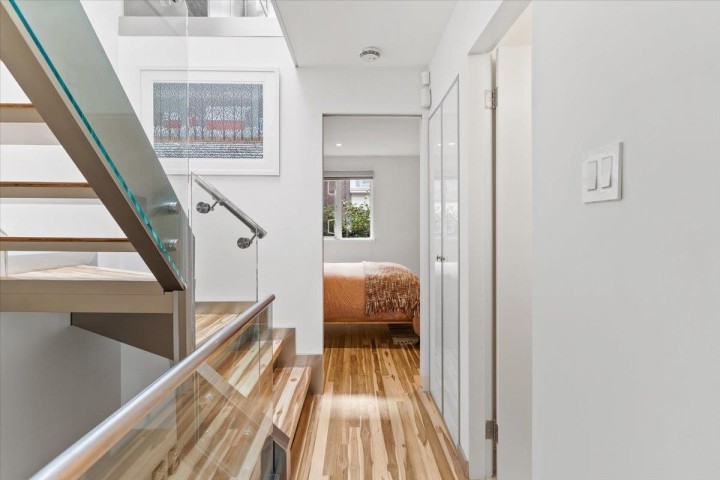 Photo 22 at 834 W 7th Avenue, Fairview VW, Vancouver West