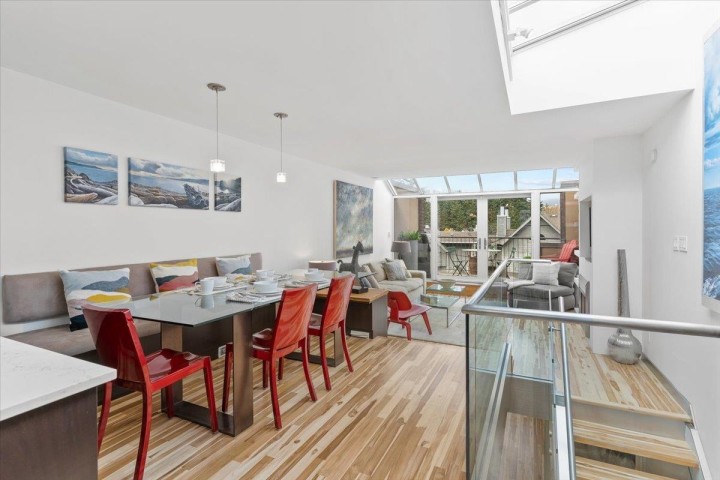 Photo 7 at 834 W 7th Avenue, Fairview VW, Vancouver West