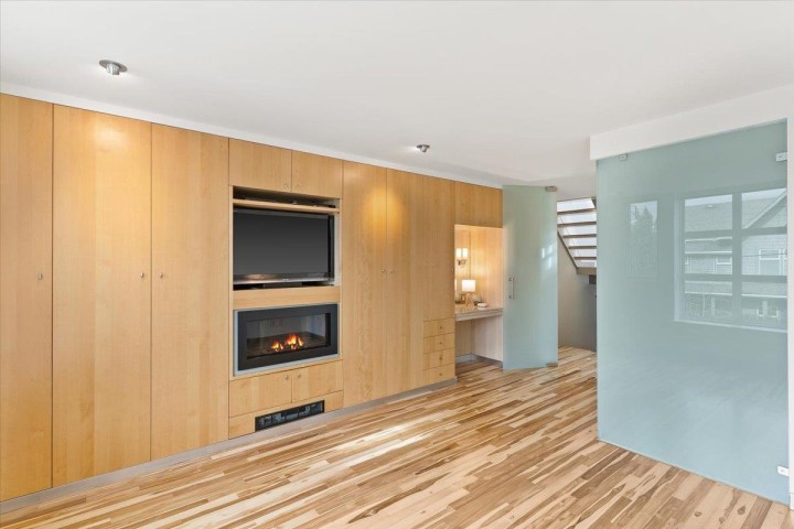 Photo 20 at 834 W 7th Avenue, Fairview VW, Vancouver West