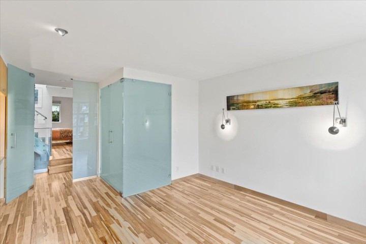 Photo 18 at 834 W 7th Avenue, Fairview VW, Vancouver West