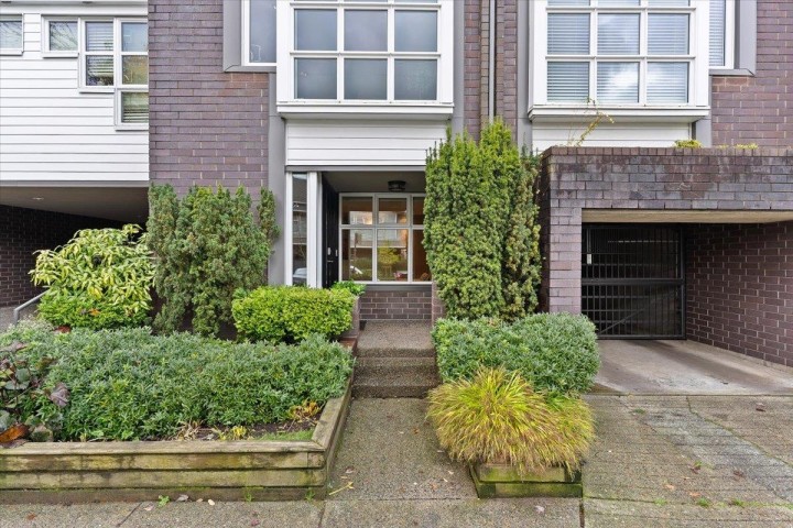 Photo 37 at 834 W 7th Avenue, Fairview VW, Vancouver West