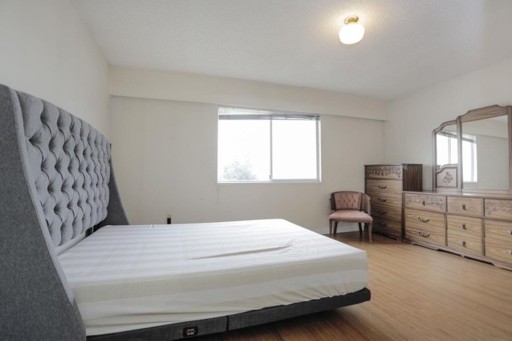 Photo 22 at 448 E 59th Avenue, South Vancouver, Vancouver East