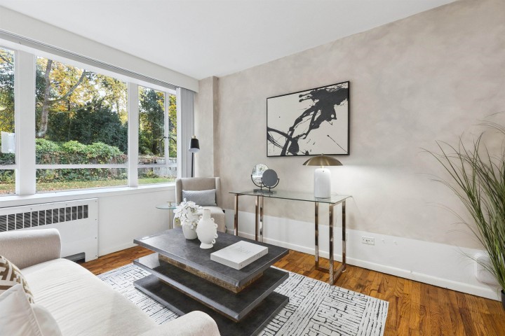 Photo 4 at 315 - 1445 Marpole Avenue, Fairview VW, Vancouver West