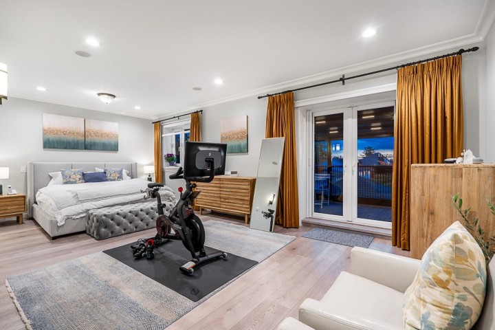 Photo 13 at 559 E 4th Street, Lower Lonsdale, North Vancouver