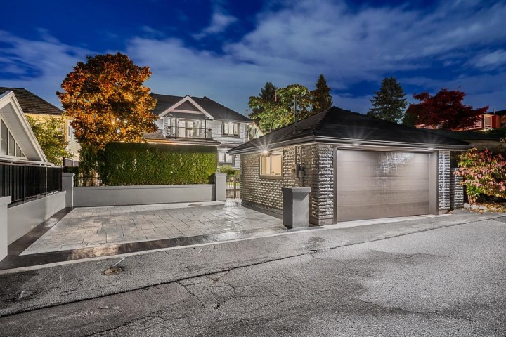 Photo 26 at 559 E 4th Street, Lower Lonsdale, North Vancouver