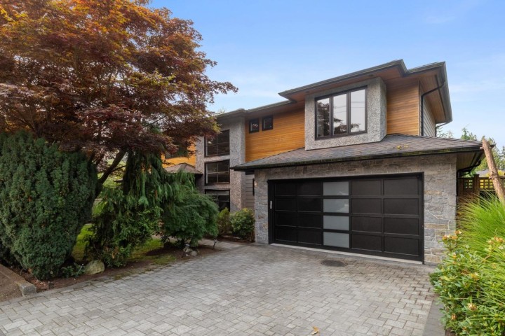 Photo 28 at 3365 Edgemont Boulevard, Edgemont, North Vancouver