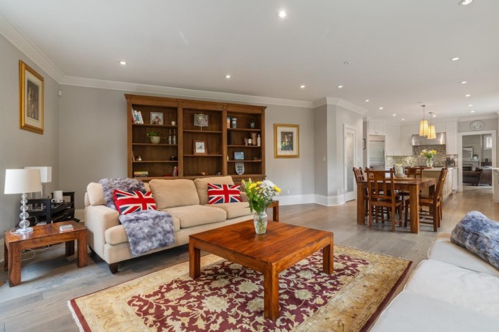 Photo 10 at 3365 Edgemont Boulevard, Edgemont, North Vancouver