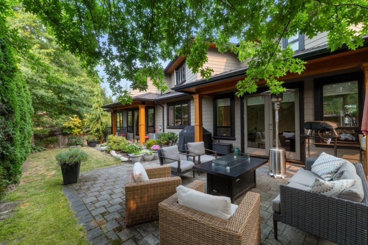 Photo 25 at 3365 Edgemont Boulevard, Edgemont, North Vancouver