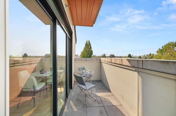 Photo 14 at 406 - 2550 Garden Drive, Grandview Woodland, Vancouver East