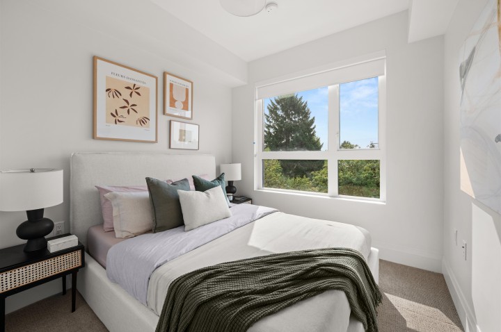 Photo 8 at 406 - 2550 Garden Drive, Grandview Woodland, Vancouver East