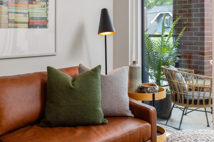 Photo 3 at 410 - 2550 Garden Drive, Grandview Woodland, Vancouver East