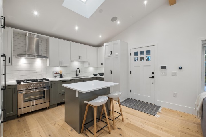 Photo 6 at 2058 E 5th Avenue, Grandview Woodland, Vancouver East