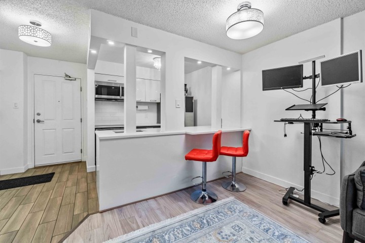 Photo 17 at 506 - 2004 Fullerton Avenue, Pemberton NV, North Vancouver