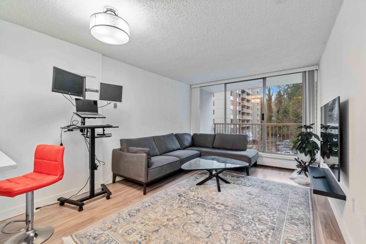 Photo 5 at 506 - 2004 Fullerton Avenue, Pemberton NV, North Vancouver