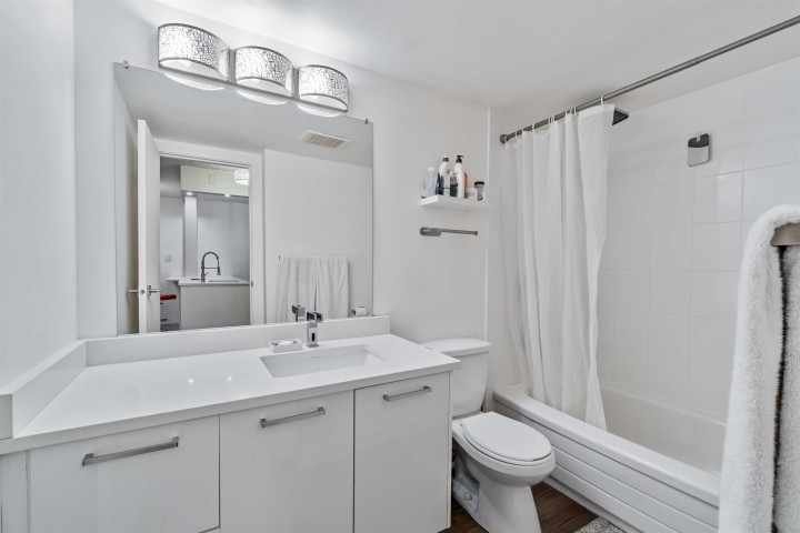 Photo 11 at 506 - 2004 Fullerton Avenue, Pemberton NV, North Vancouver