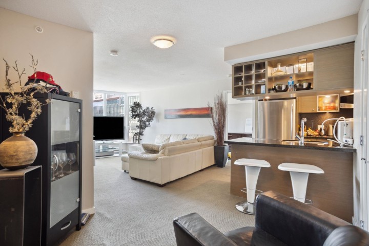 Photo 5 at 714 - 833 Seymour Street, Downtown VW, Vancouver West