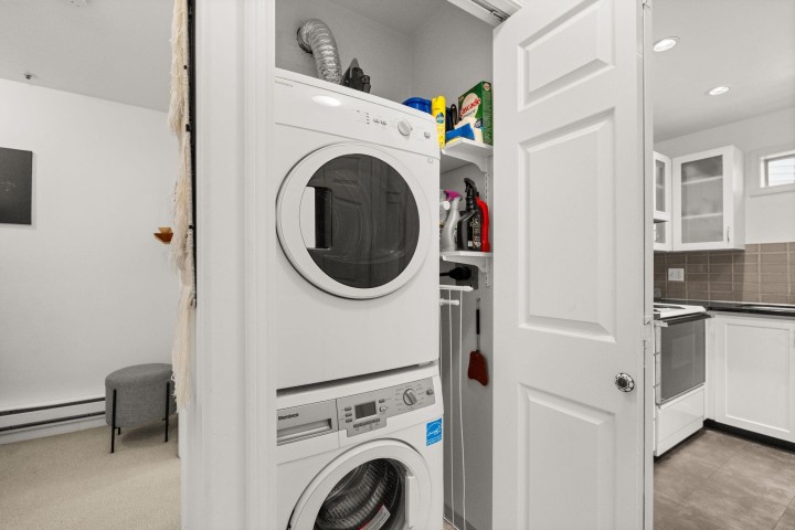 Photo 16 at 202 - 1537 Charles Street, Grandview Woodland, Vancouver East