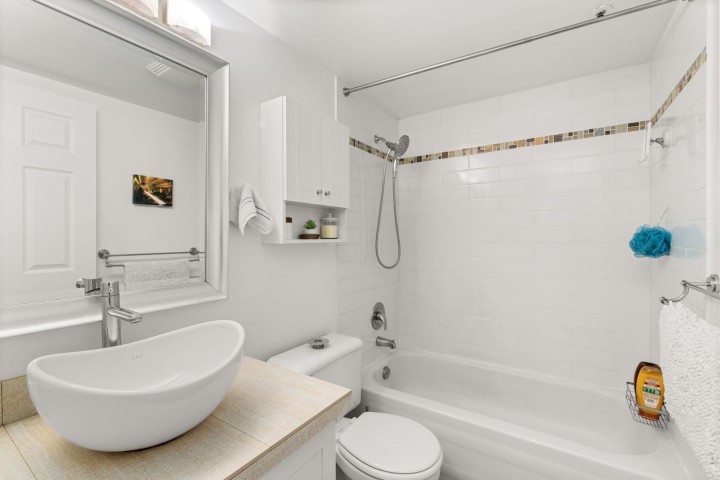 Photo 15 at 202 - 1537 Charles Street, Grandview Woodland, Vancouver East