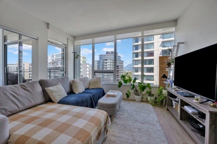 Photo 12 at 1510 - 111 E 1st Avenue, Mount Pleasant VE, Vancouver East