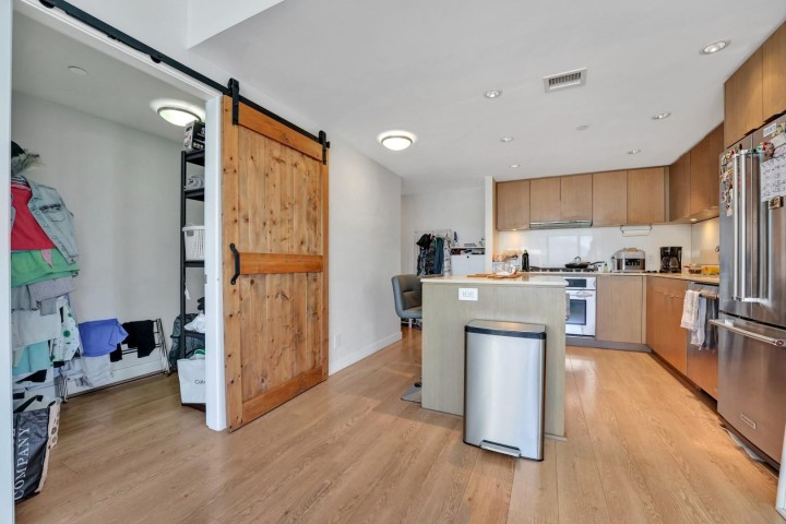 Photo 7 at 1510 - 111 E 1st Avenue, Mount Pleasant VE, Vancouver East