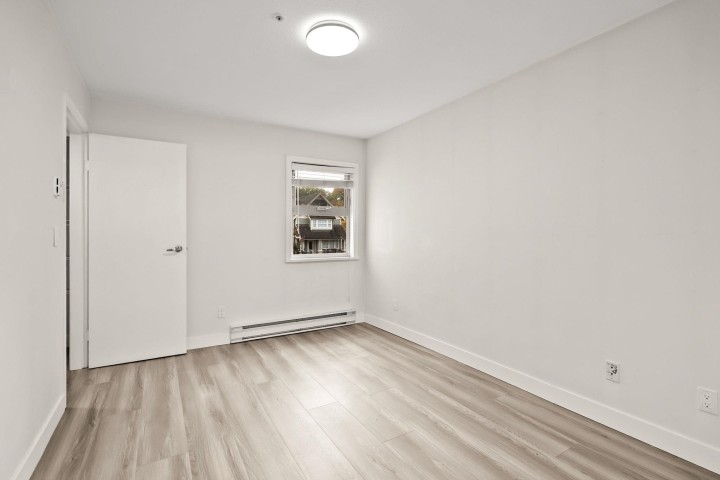 Photo 13 at 203 - 1615 Frances Street, Hastings, Vancouver East