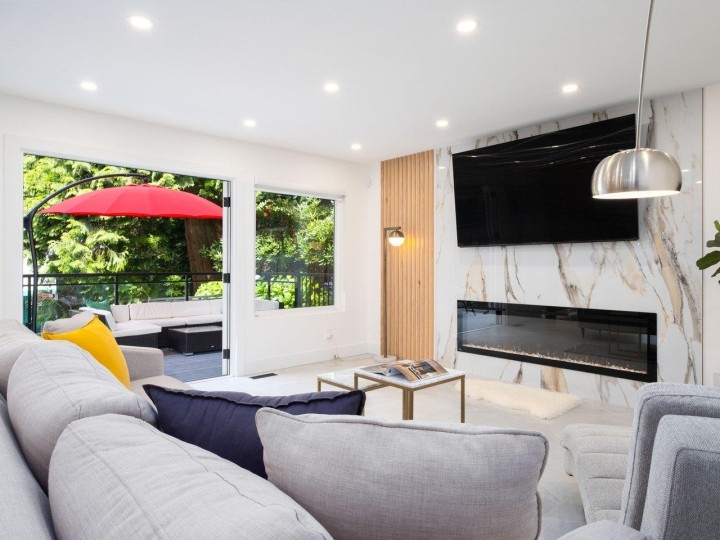 Photo 13 at 4283 Capilano Road, Canyon Heights NV, North Vancouver