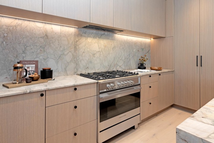 Photo 5 at 2380 E 5th Avenue, Grandview Woodland, Vancouver East