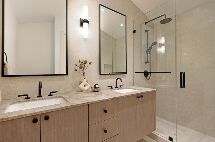 Photo 18 at 2380 E 5th Avenue, Grandview Woodland, Vancouver East