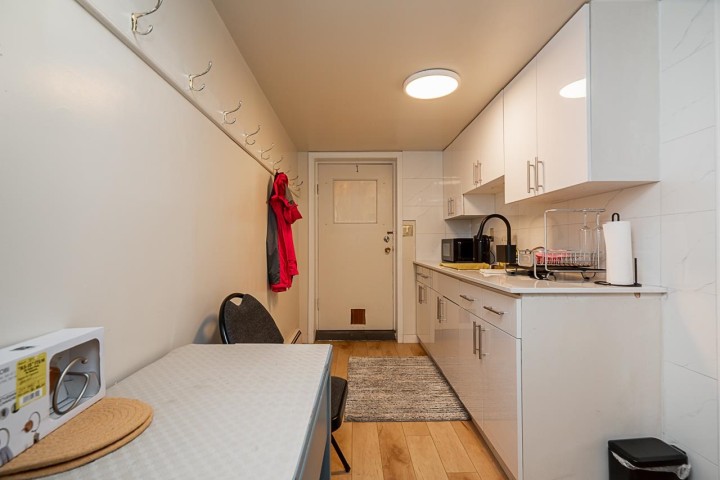 Photo 20 at 3099 W 6th Avenue, Kitsilano, Vancouver West