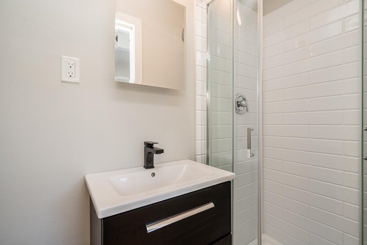 Photo 15 at 3099 W 6th Avenue, Kitsilano, Vancouver West