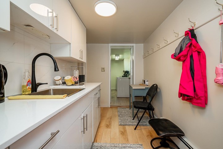 Photo 19 at 3099 W 6th Avenue, Kitsilano, Vancouver West